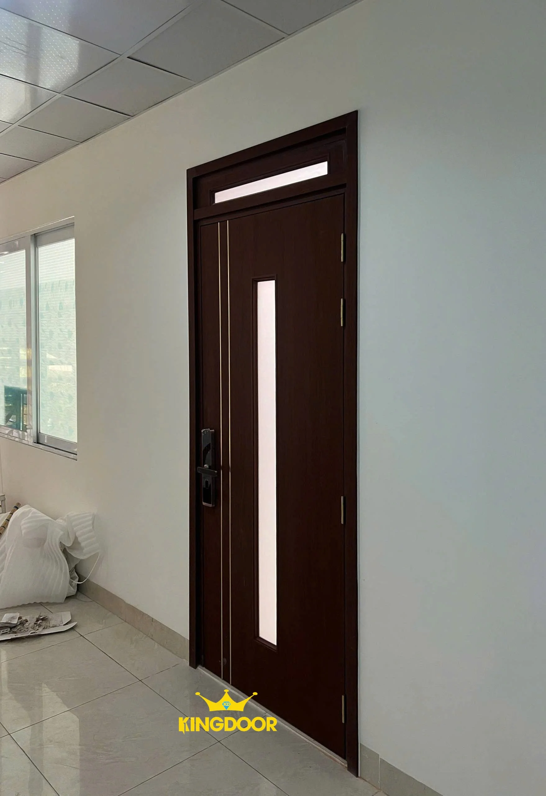 cua-composite-tai-phu-hoa