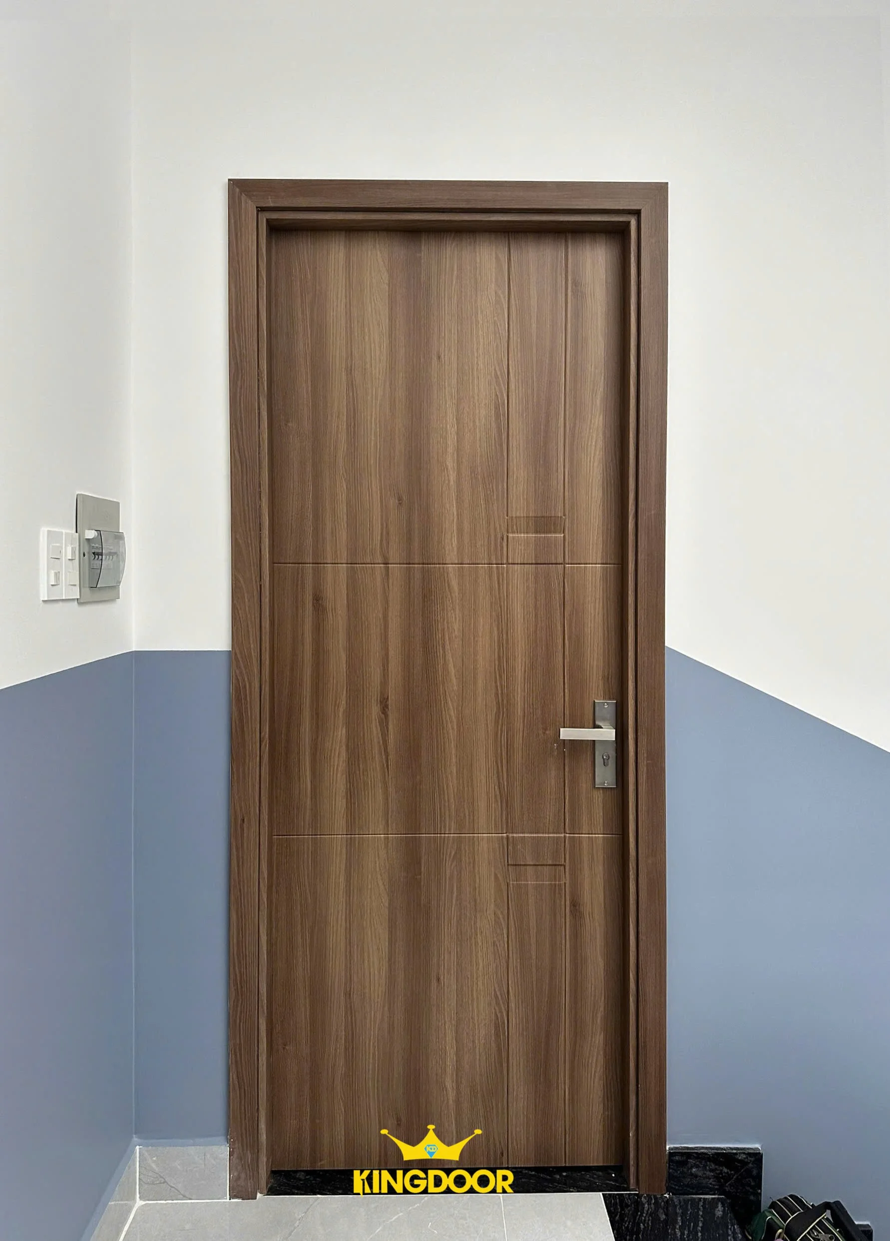 cua-nhua-abs-han-quoc