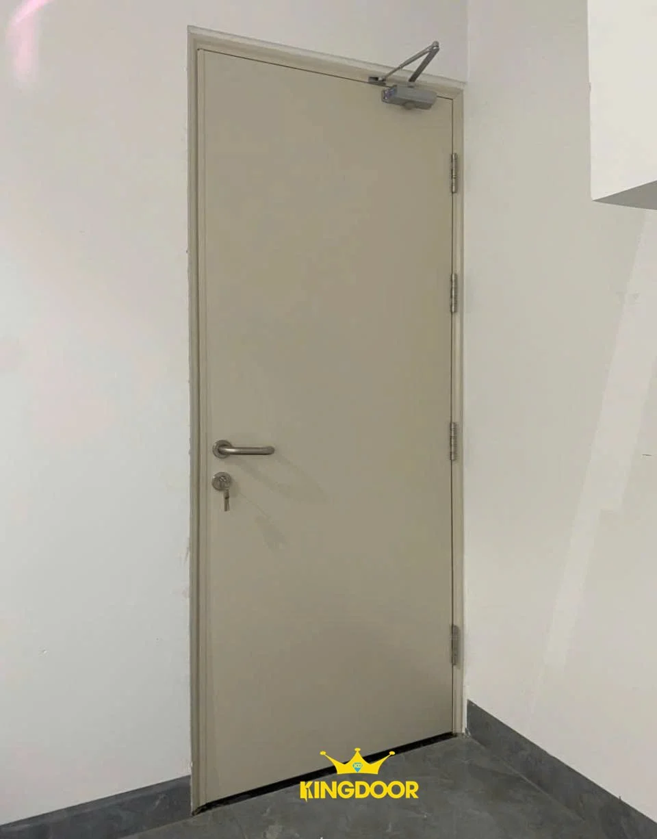 cua-thep-chong-chay-tai-phuong-bac-nha-trang