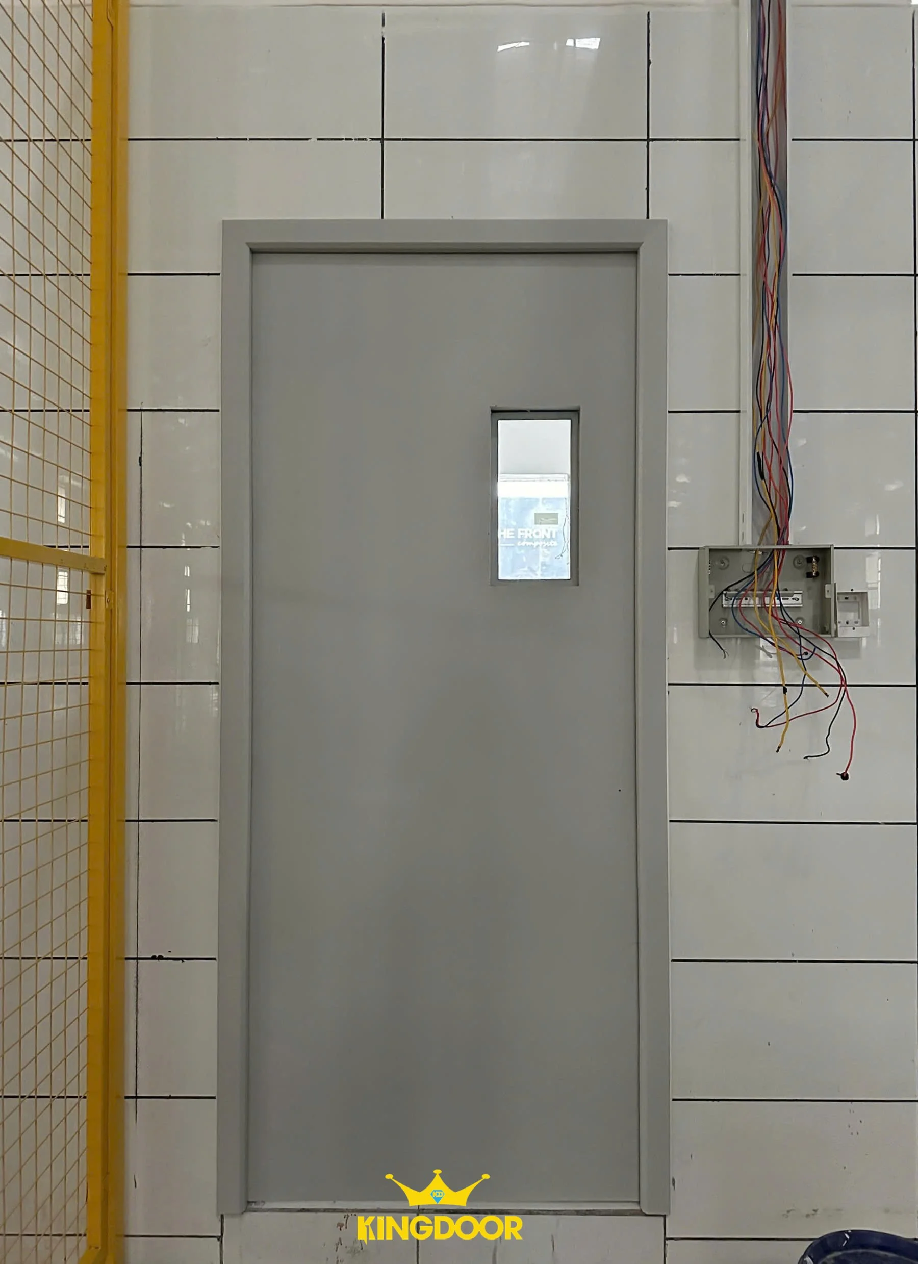 cua-thep-chong-chay-dat-chuan-pccc